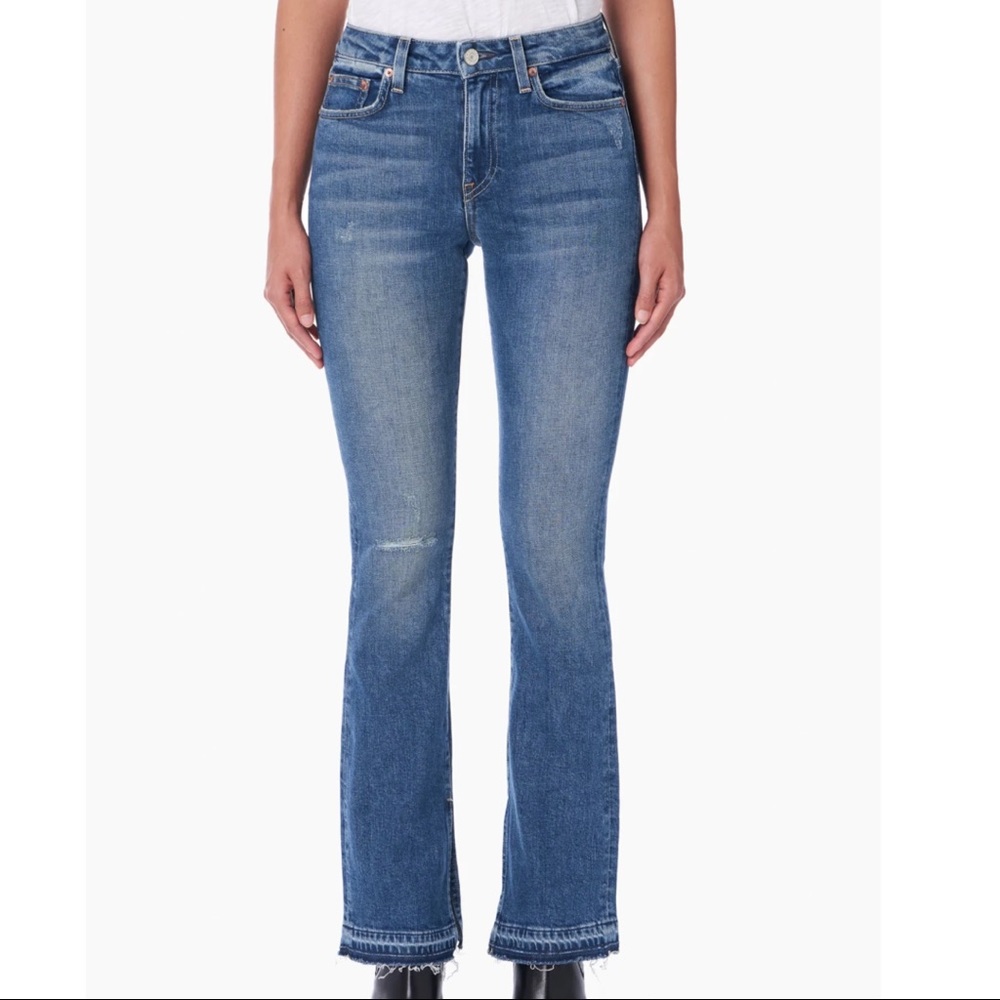 NEW: Trave Faye Jean